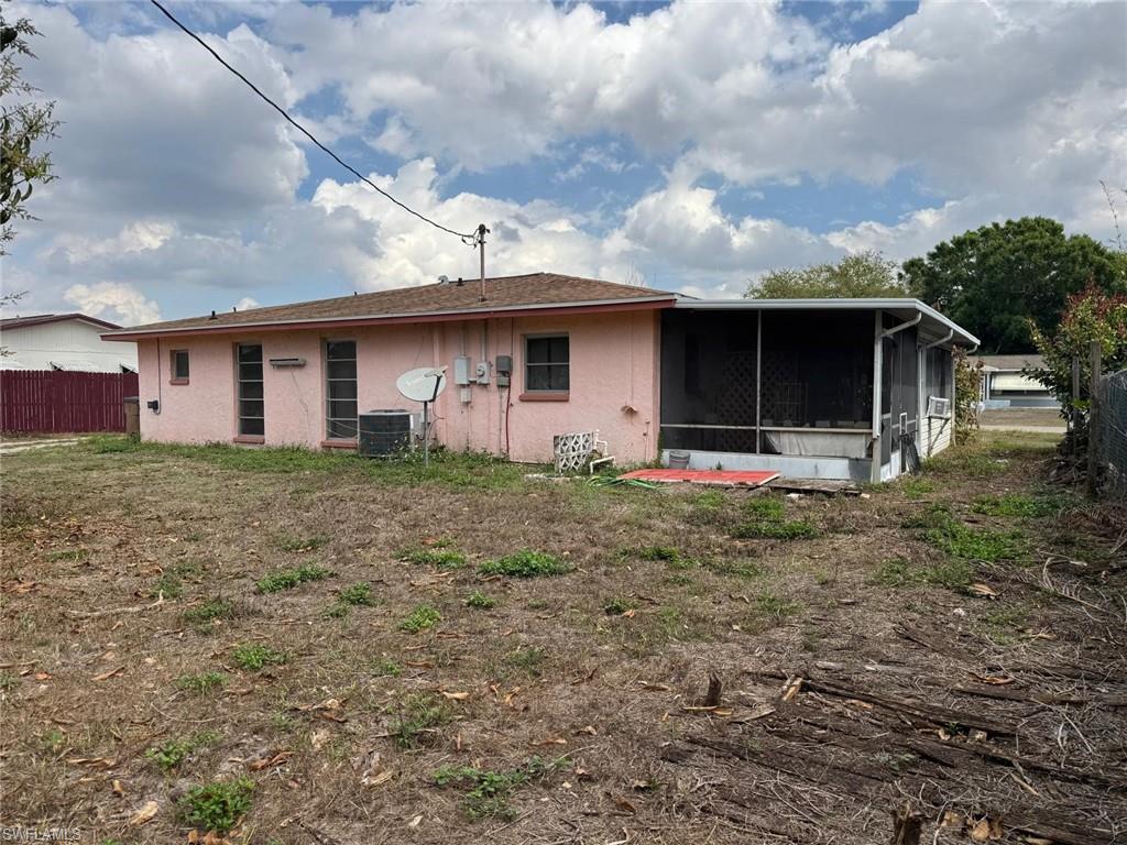 LEHIGH ACRES - Residential