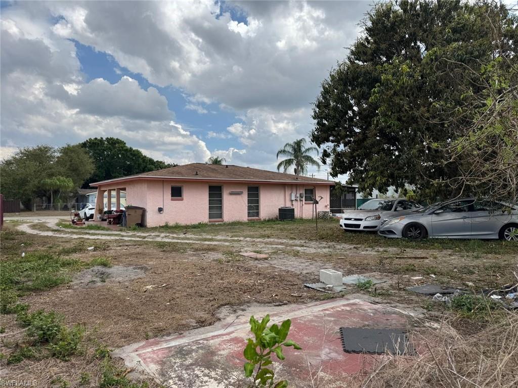 LEHIGH ACRES - Residential