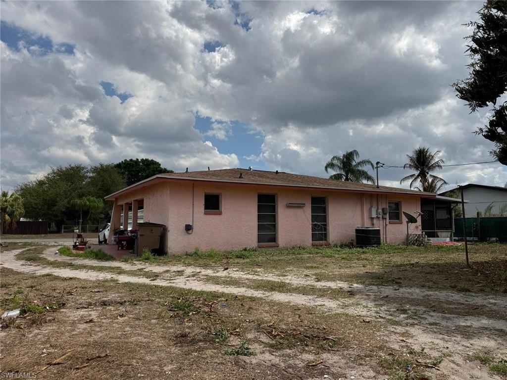 LEHIGH ACRES - Residential
