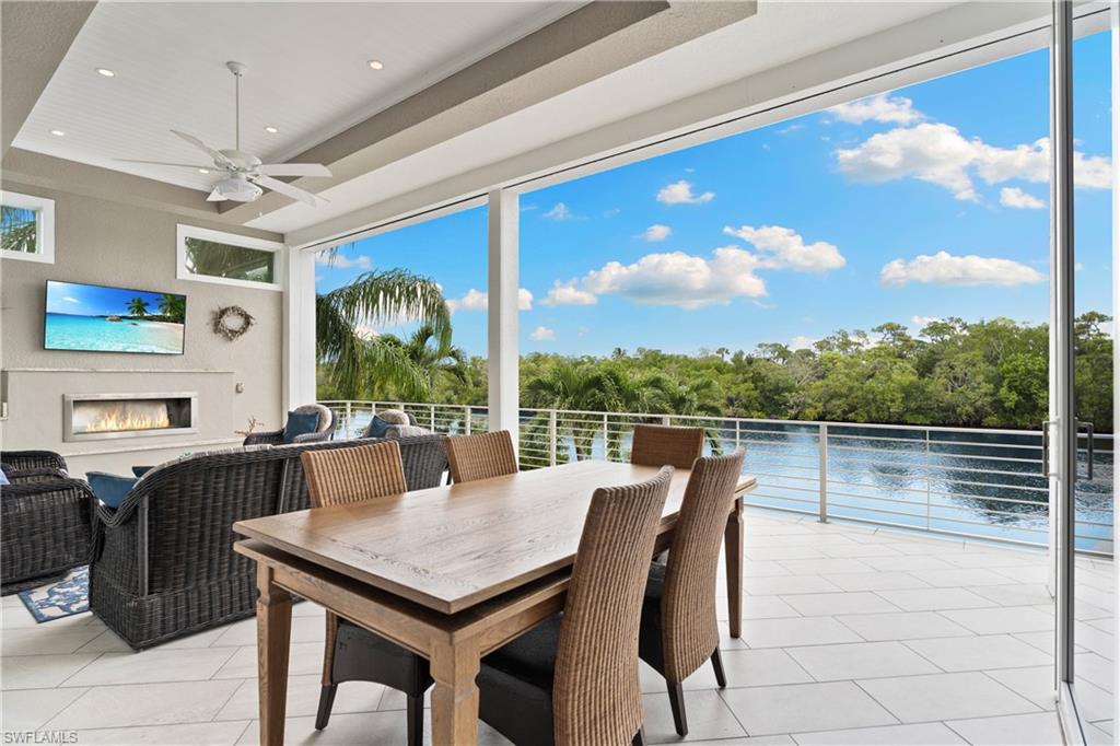 IMPERIAL SHORES - Residential