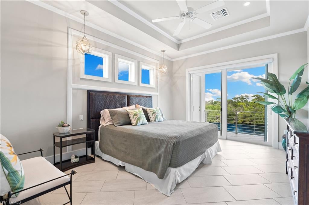 IMPERIAL SHORES - Residential