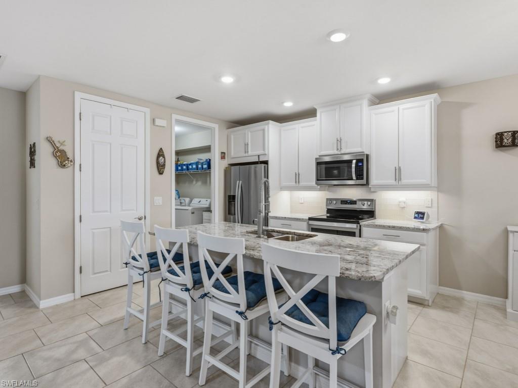 CORAL HARBOR - Residential