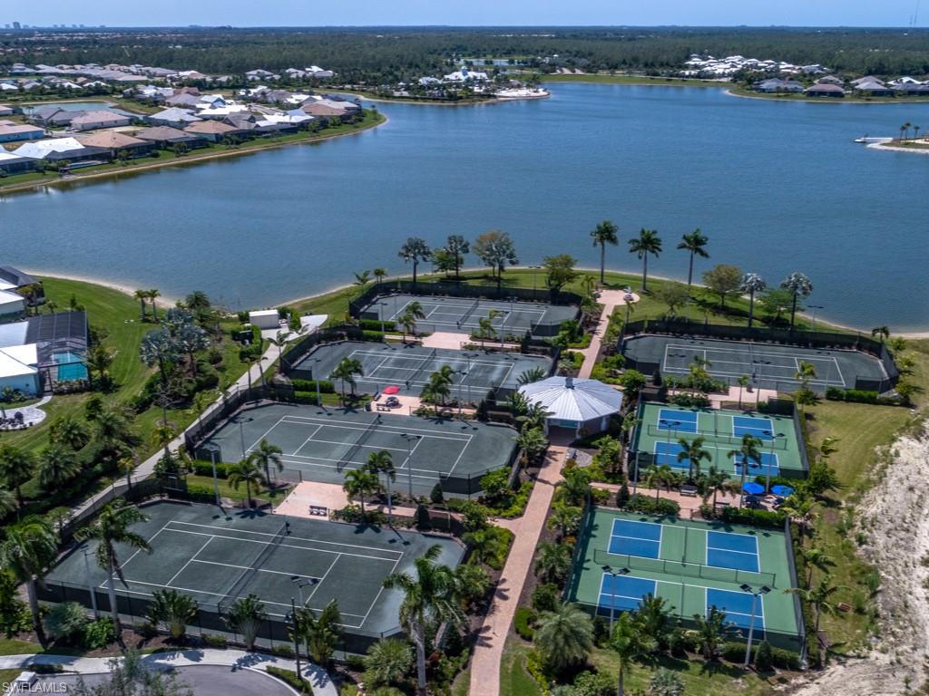 CORAL HARBOR - Residential