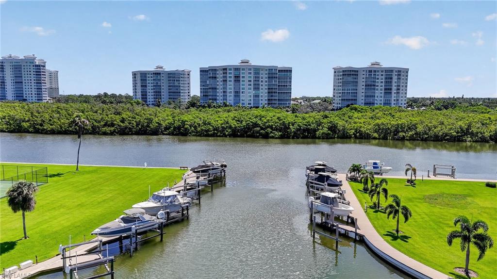 VANDERBILT SURF COLONY - Residential