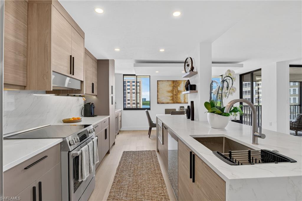 VANDERBILT SURF COLONY - Residential