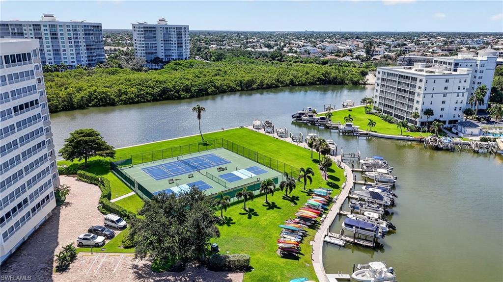 VANDERBILT SURF COLONY - Residential