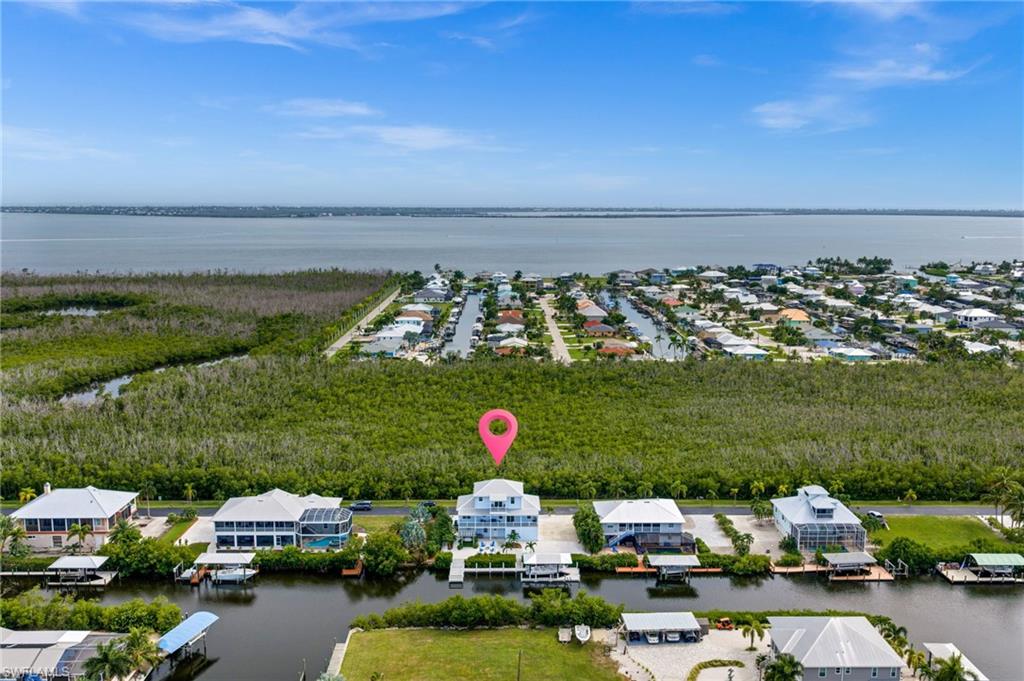 BUTTONWOOD KEY - Residential