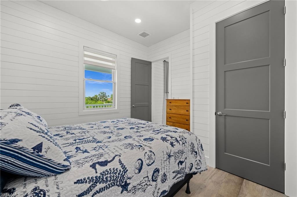 BUTTONWOOD KEY - Residential