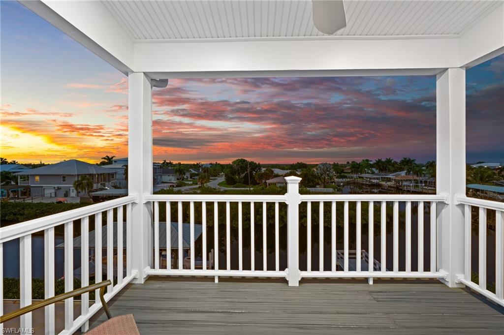 BUTTONWOOD KEY - Residential