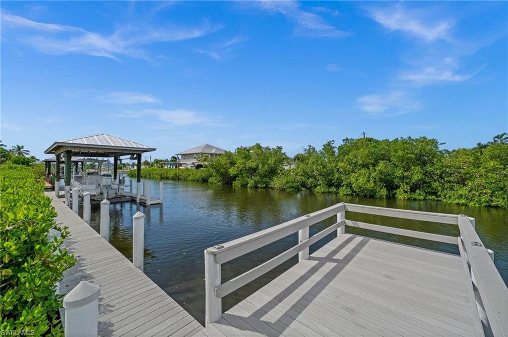 BUTTONWOOD KEY - Residential