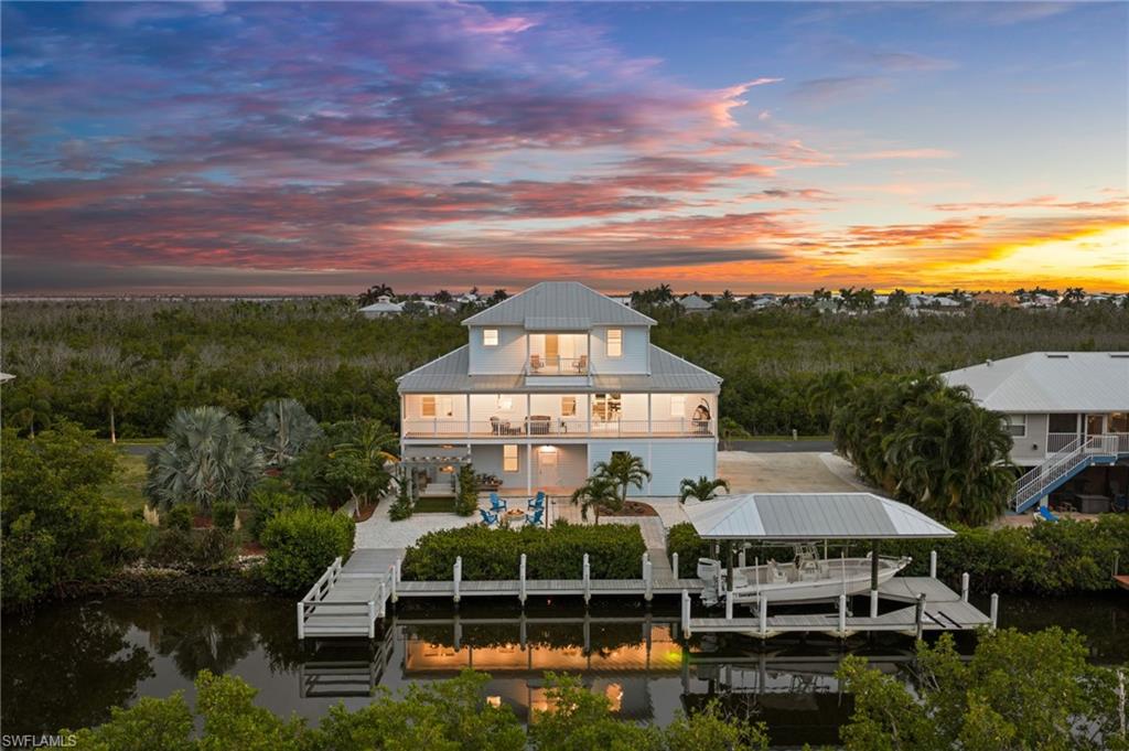 BUTTONWOOD KEY - Residential