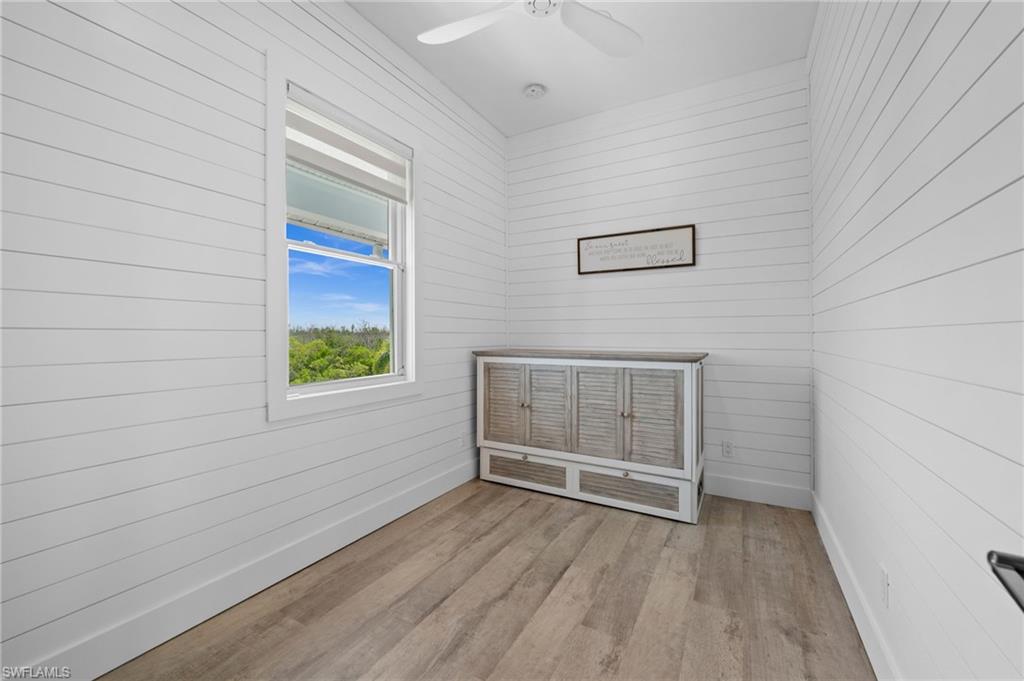 BUTTONWOOD KEY - Residential