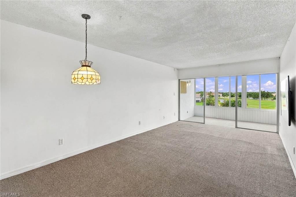 SEVEN LAKES - Residential