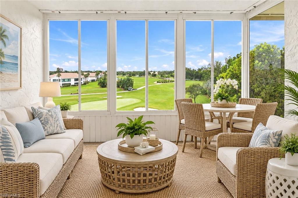 SEVEN LAKES - Residential