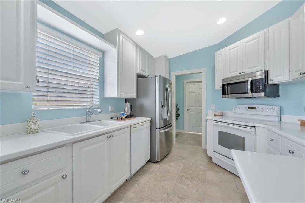 VERONA WALK - Residential