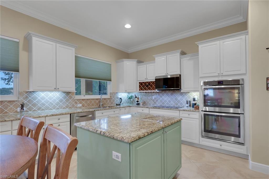 CATALINA ISLES - Residential