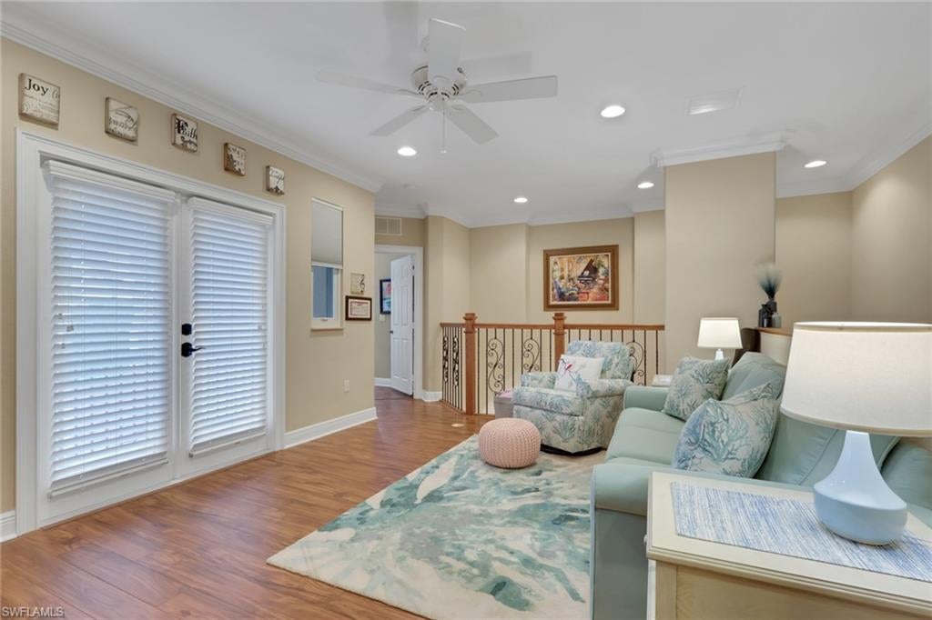 CATALINA ISLES - Residential