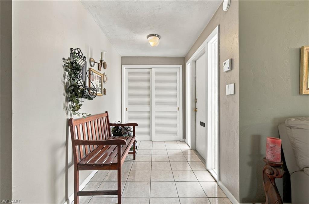 WILLOW LAKE - Residential