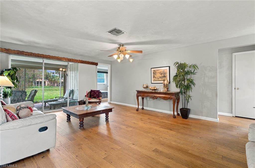 WILLOW LAKE - Residential