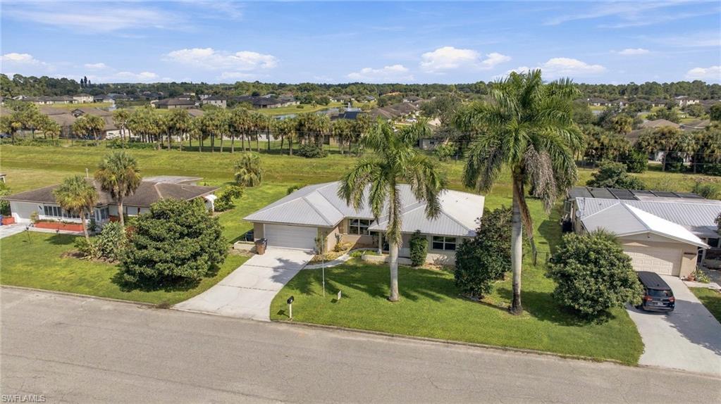 WILLOW LAKE - Residential