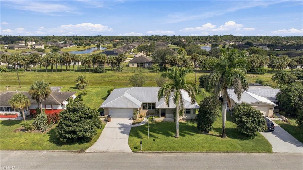 WILLOW LAKE - Residential