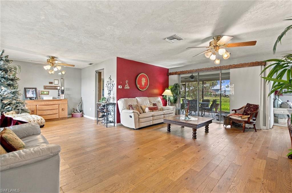 WILLOW LAKE - Residential