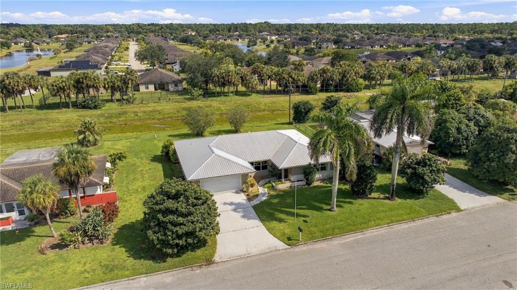 WILLOW LAKE - Residential