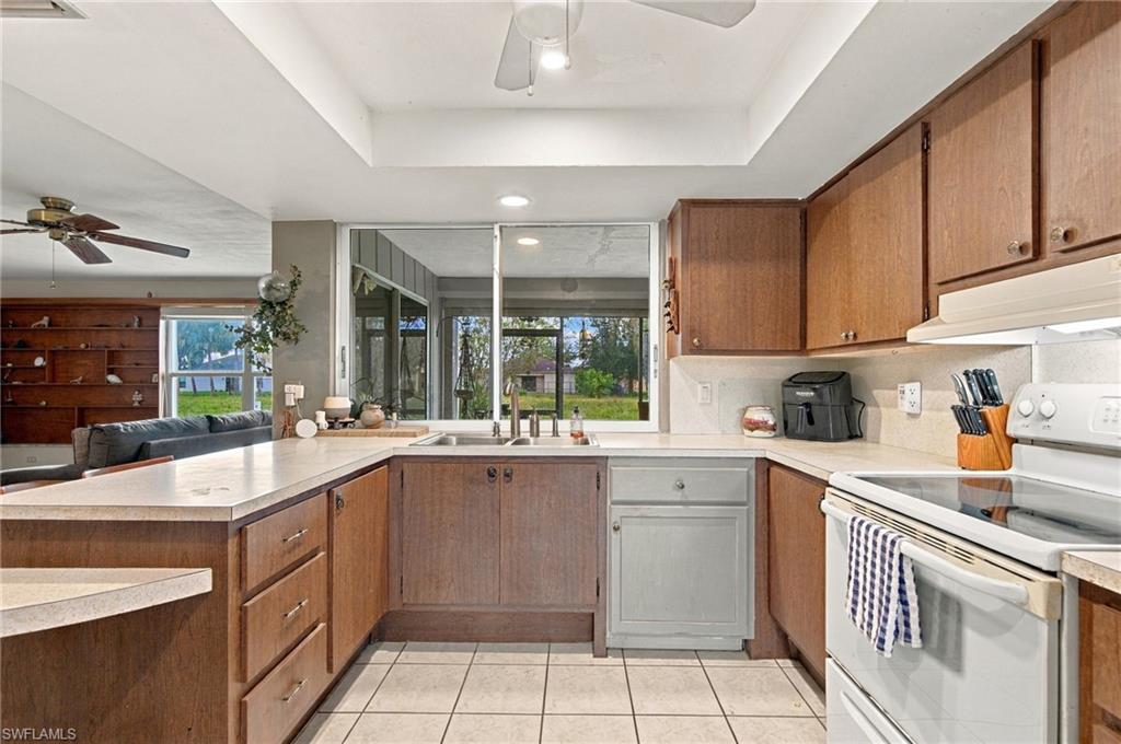 WILLOW LAKE - Residential