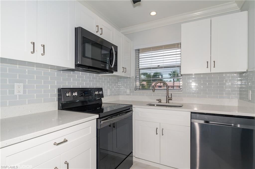 FOREST LAKES GOLF AND TENNIS CLUB - Residential Lease