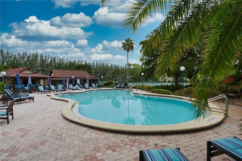 FOREST LAKES GOLF AND TENNIS CLUB - Residential Lease
