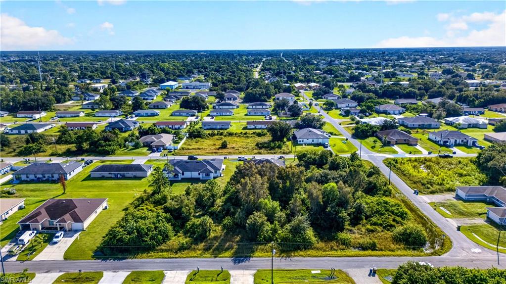 LEHIGH ACRES - Land