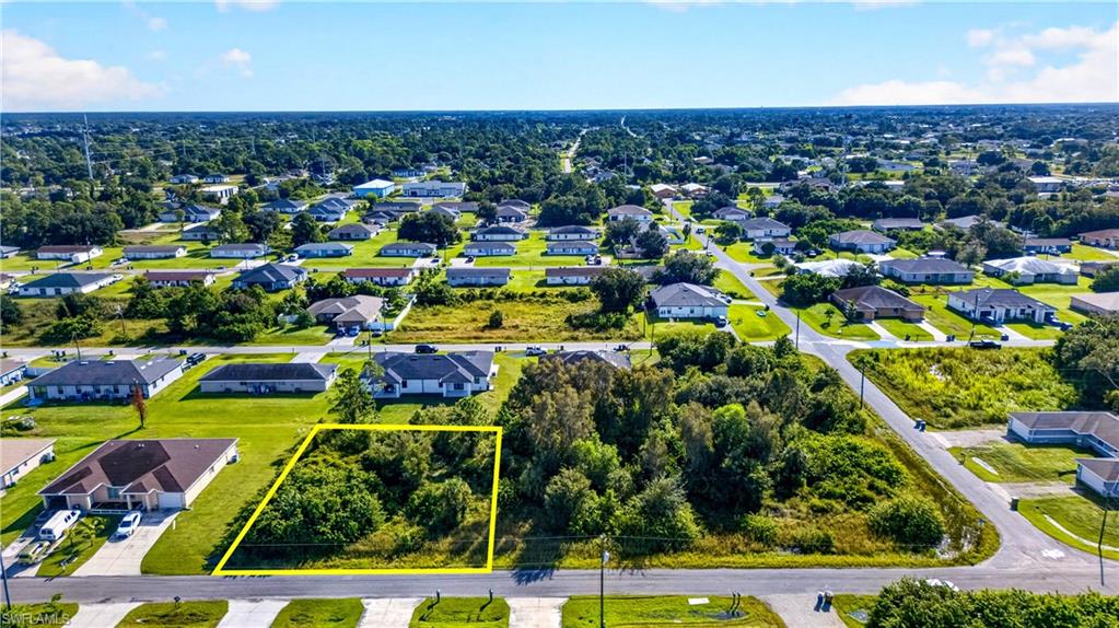 LEHIGH ACRES - Land