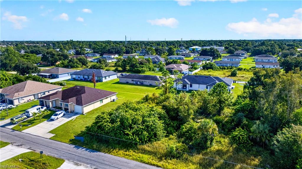 LEHIGH ACRES - Land