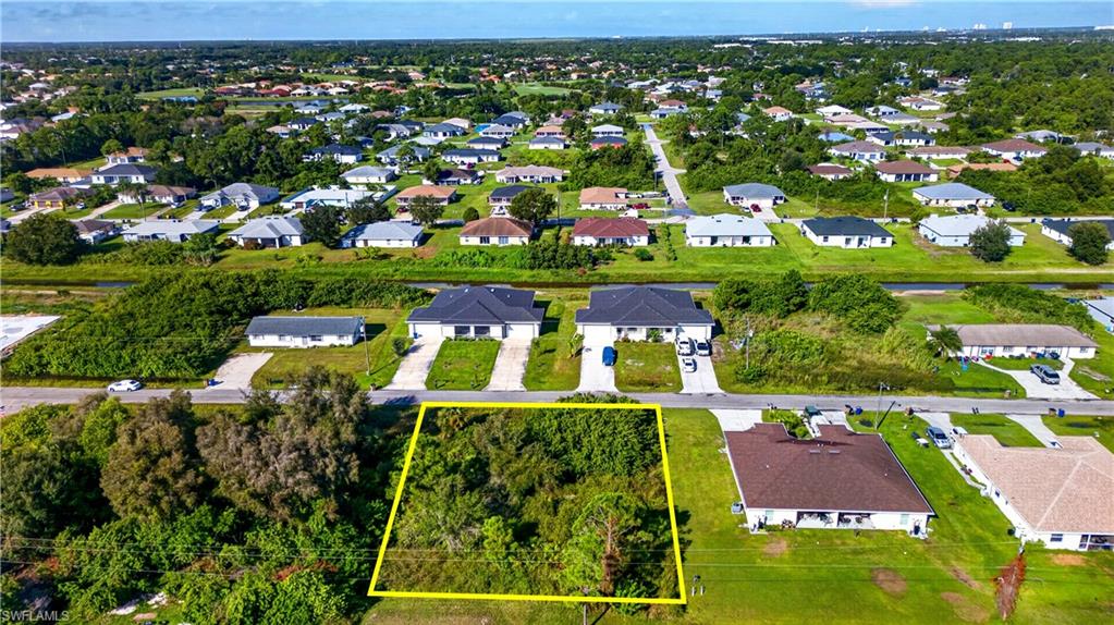 LEHIGH ACRES - Land