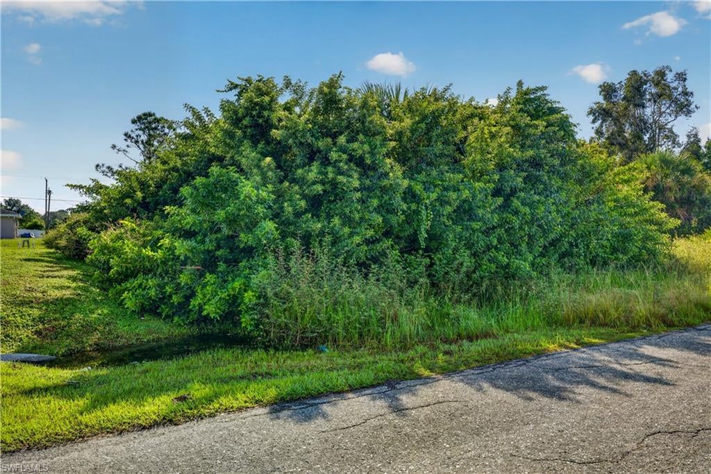 LEHIGH ACRES - Land