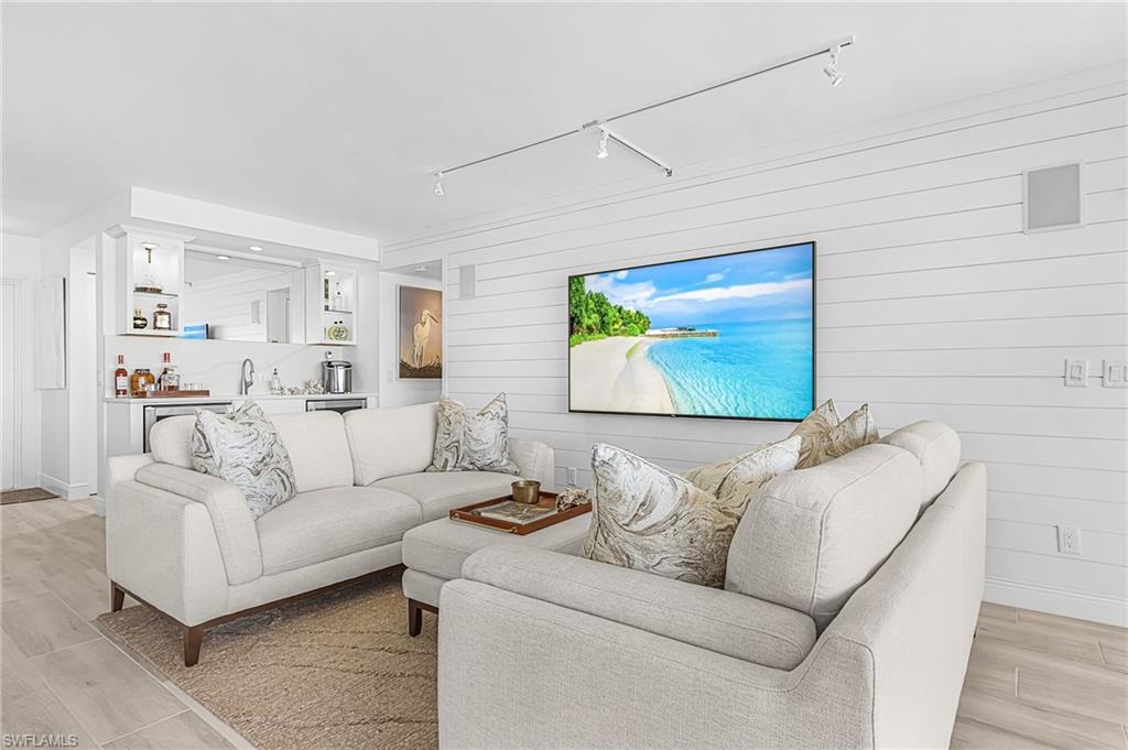 CHESAPEAKE POINT - Residential Lease