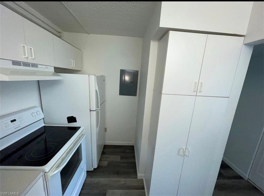 PINE RIDGE OF FORT MYERS VILLAGE - Residential