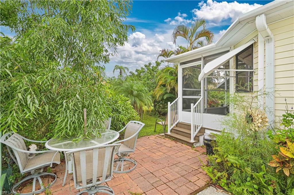 CORKSCREW WOODLANDS - Residential Lease