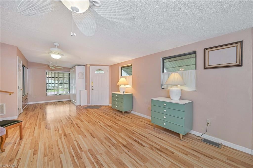 CORKSCREW WOODLANDS - Residential Lease