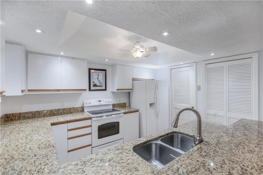 NAPLES BATH AND TENNIS CLUB - Residential