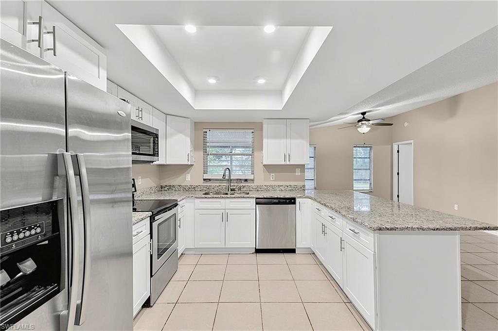 SAN CARLOS PARK - Residential