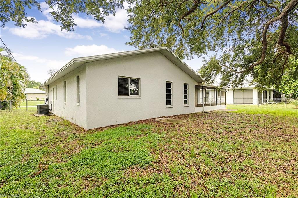 SAN CARLOS PARK - Residential