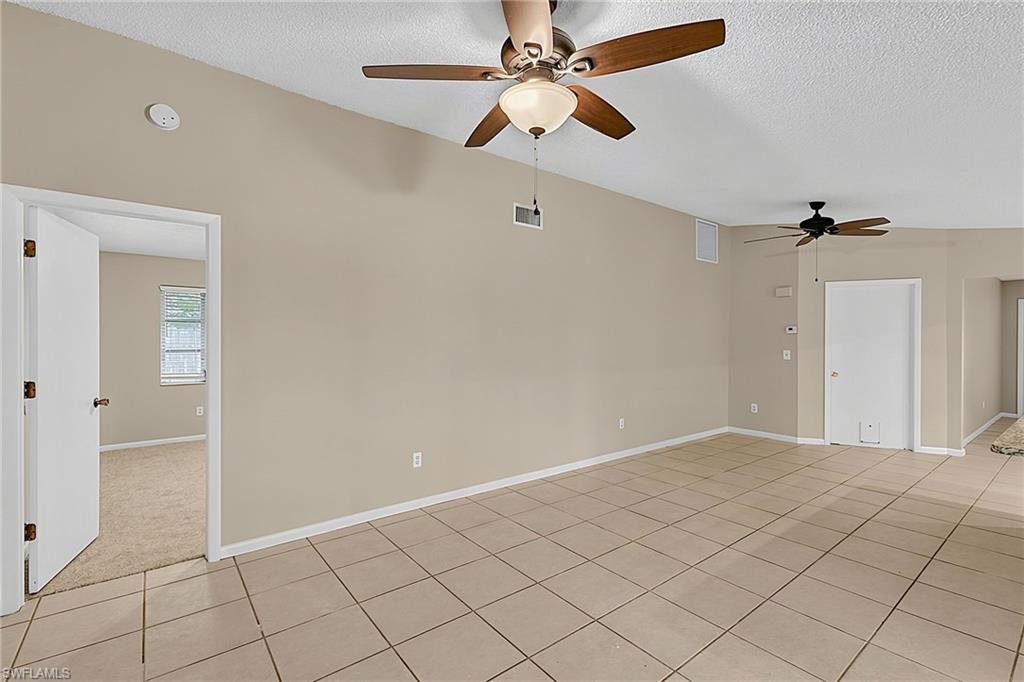SAN CARLOS PARK - Residential