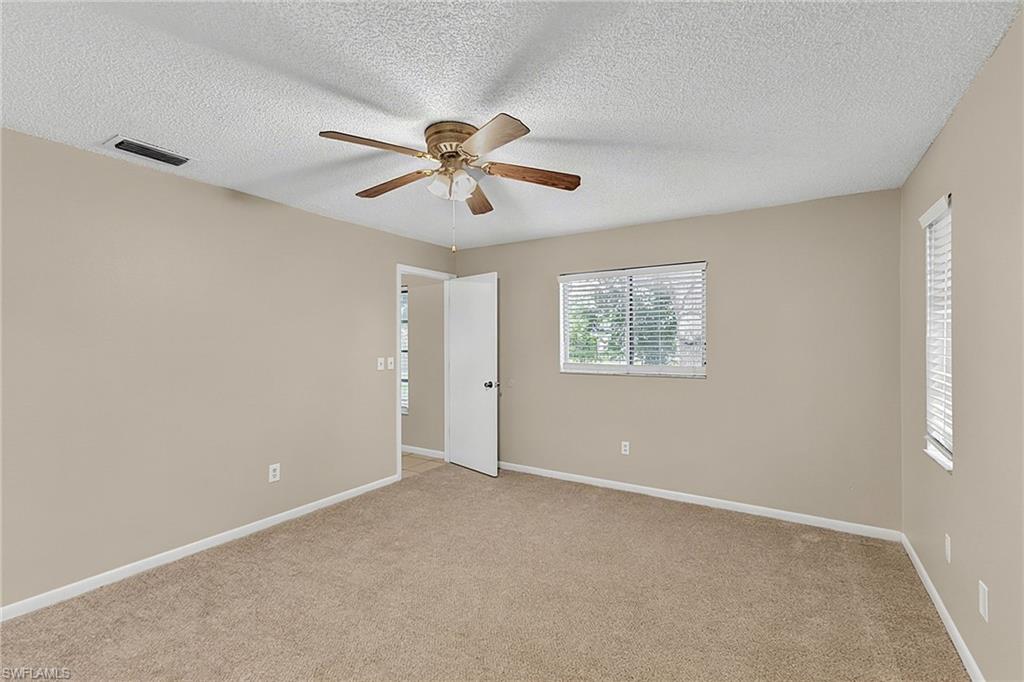 SAN CARLOS PARK - Residential