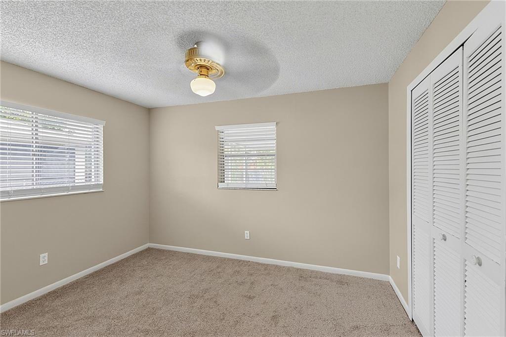 SAN CARLOS PARK - Residential