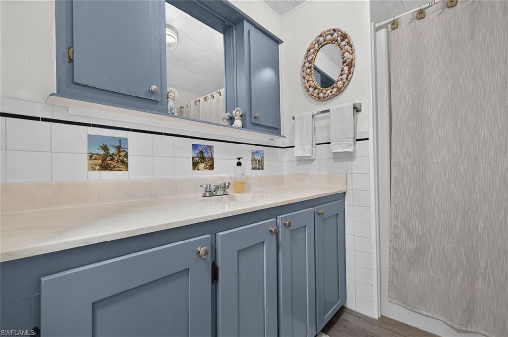 MARINERS COVE - Residential