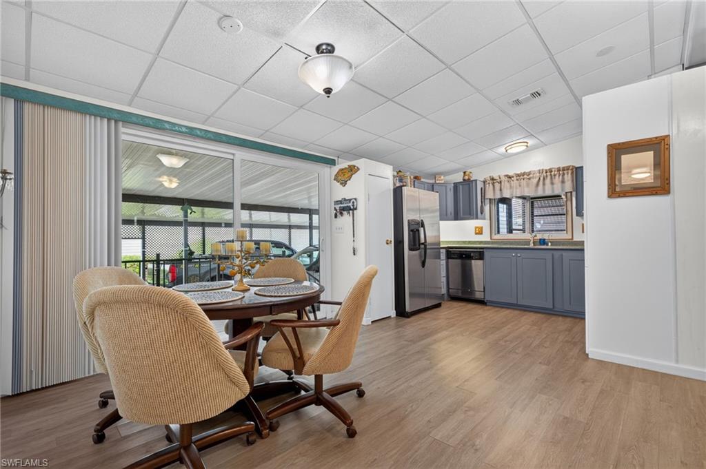 MARINERS COVE - Residential