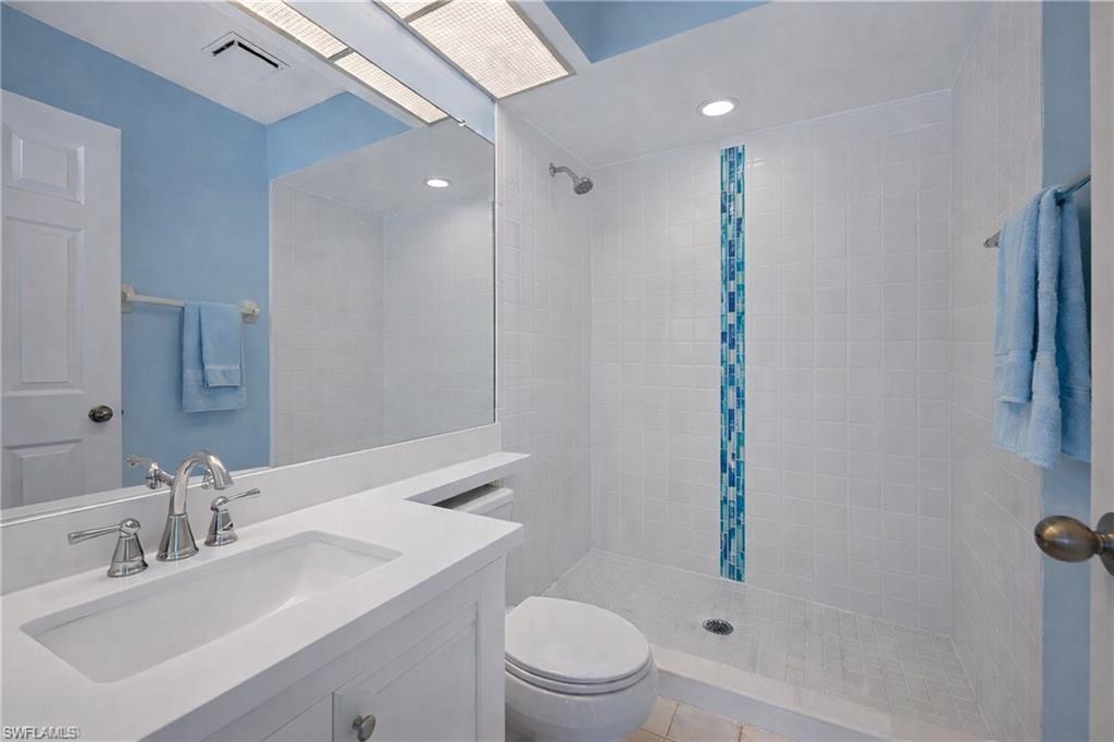 BERMUDA CAYS - Residential