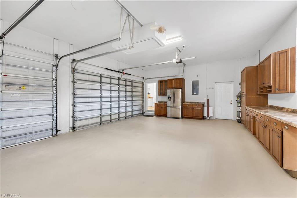 SUNSET TRACE - Residential