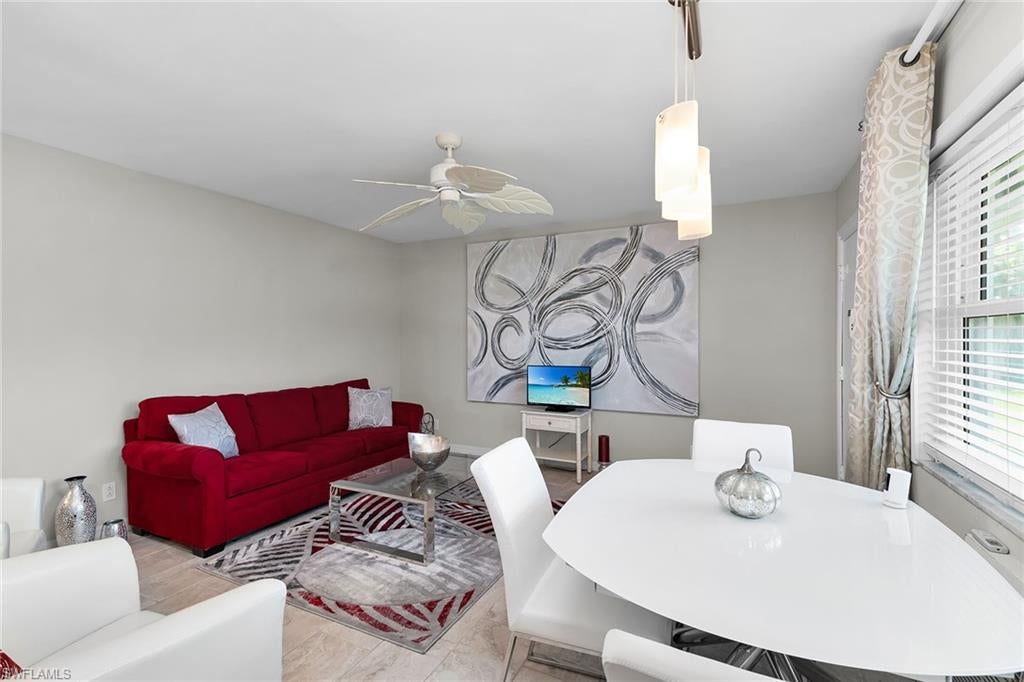 SEABREEZE WEST - Residential